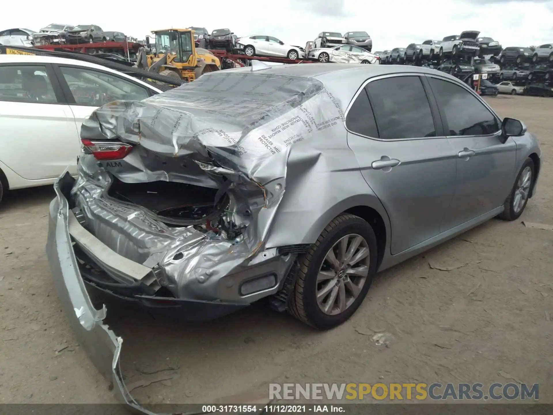 4 Photograph of a damaged car 4T1B11HK2KU239848 TOYOTA CAMRY 2019