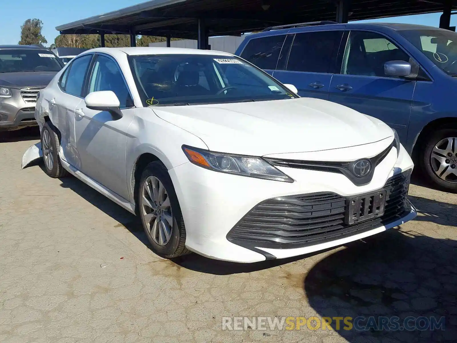 1 Photograph of a damaged car 4T1B11HK2KU241311 TOYOTA CAMRY 2019