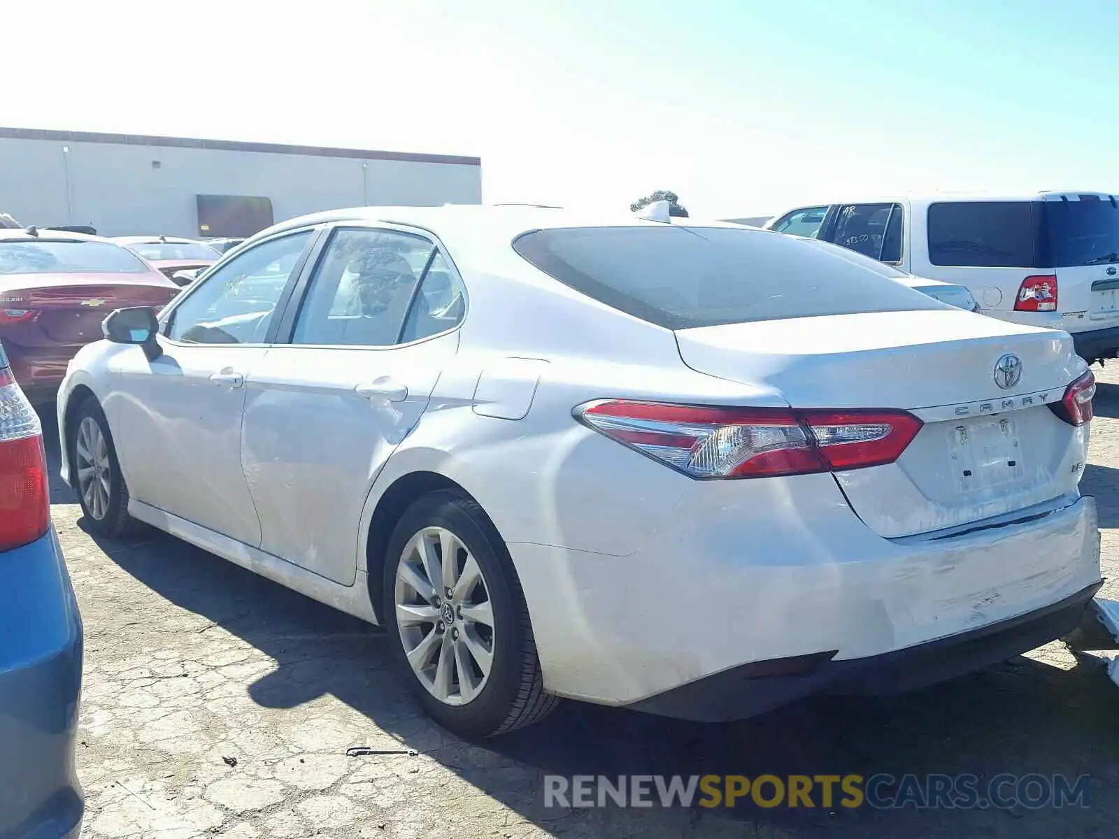 3 Photograph of a damaged car 4T1B11HK2KU241311 TOYOTA CAMRY 2019