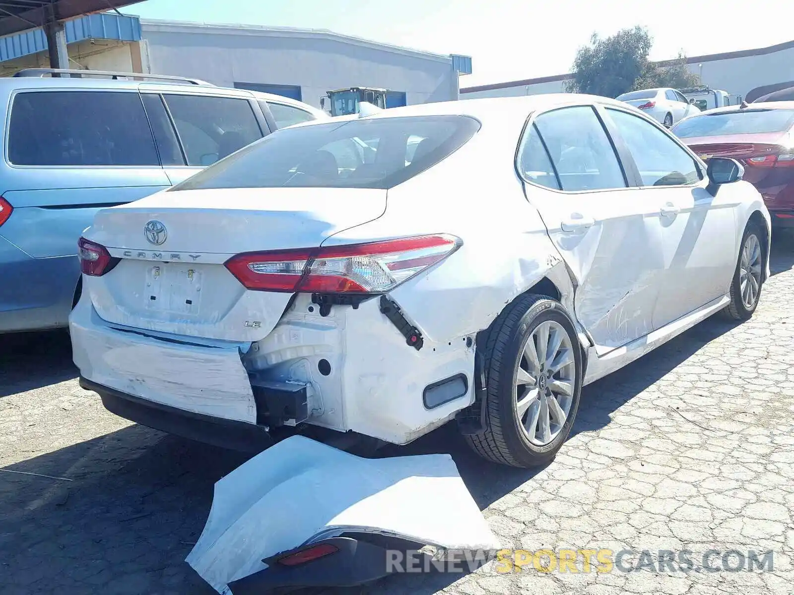 4 Photograph of a damaged car 4T1B11HK2KU241311 TOYOTA CAMRY 2019