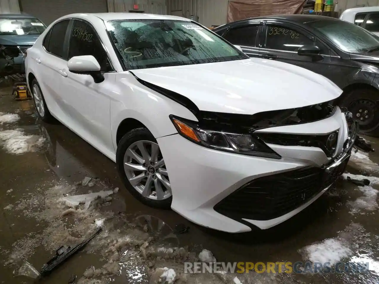 1 Photograph of a damaged car 4T1B11HK2KU241406 TOYOTA CAMRY 2019