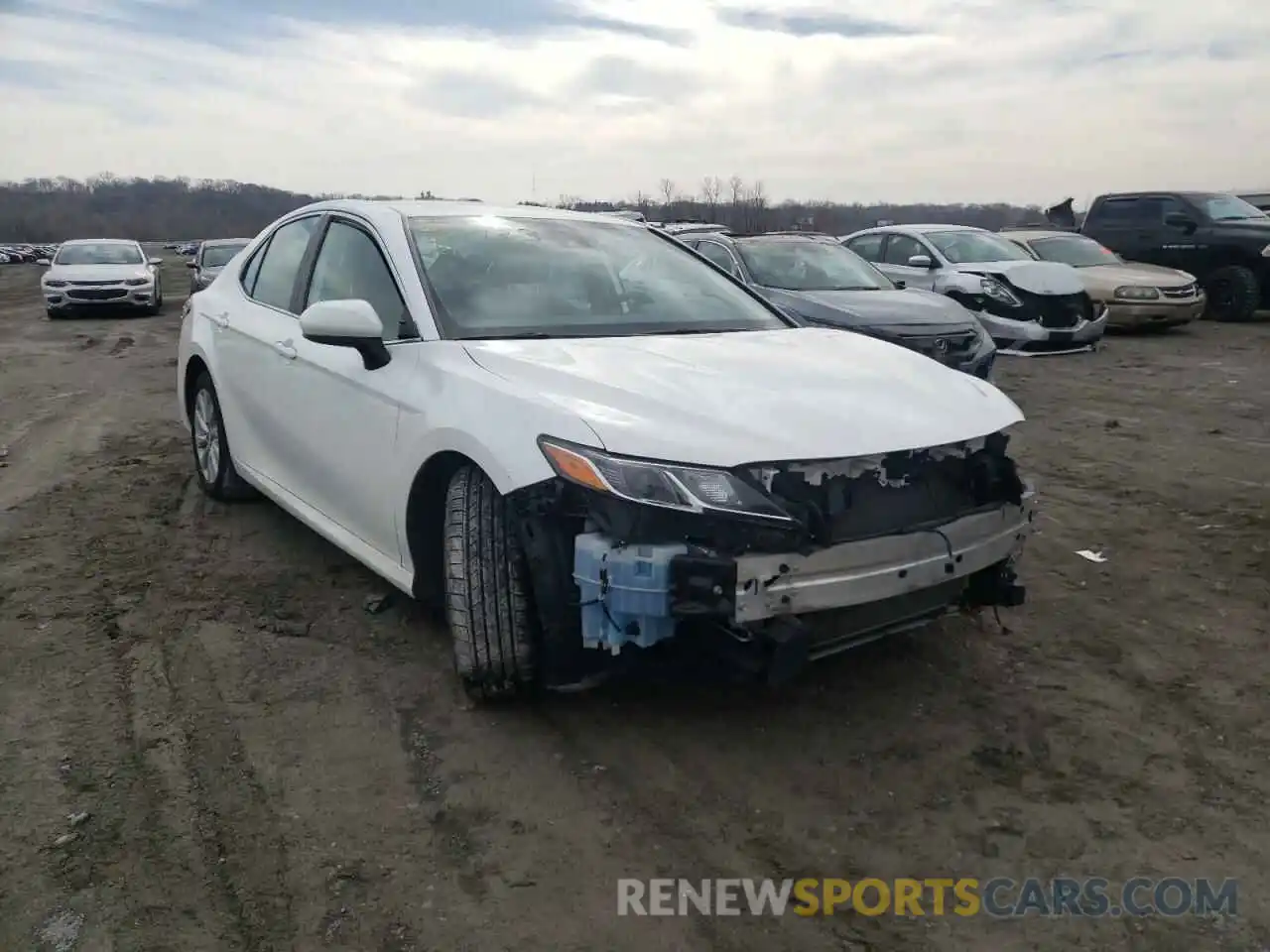 1 Photograph of a damaged car 4T1B11HK2KU243964 TOYOTA CAMRY 2019