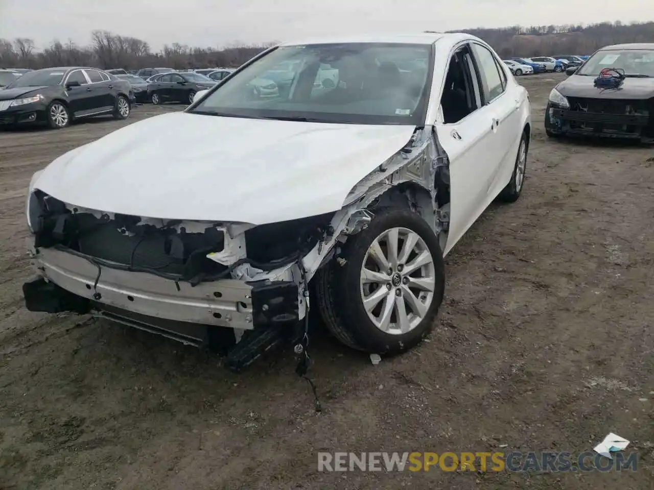 2 Фотография поврежденного автомобиля 4T1B11HK2KU243964 TOYOTA CAMRY 2019