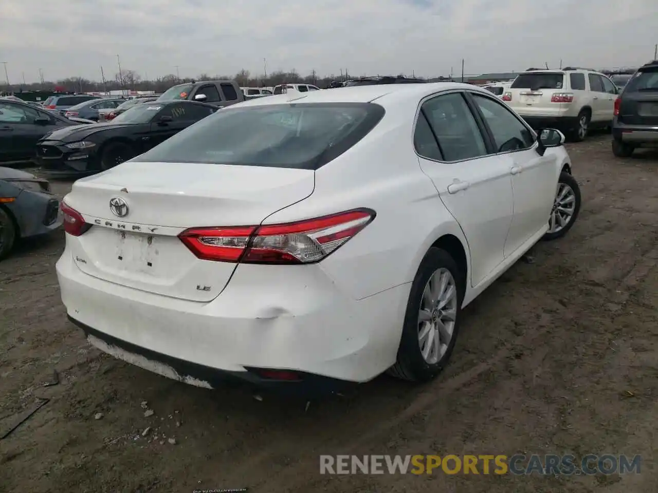 4 Photograph of a damaged car 4T1B11HK2KU243964 TOYOTA CAMRY 2019