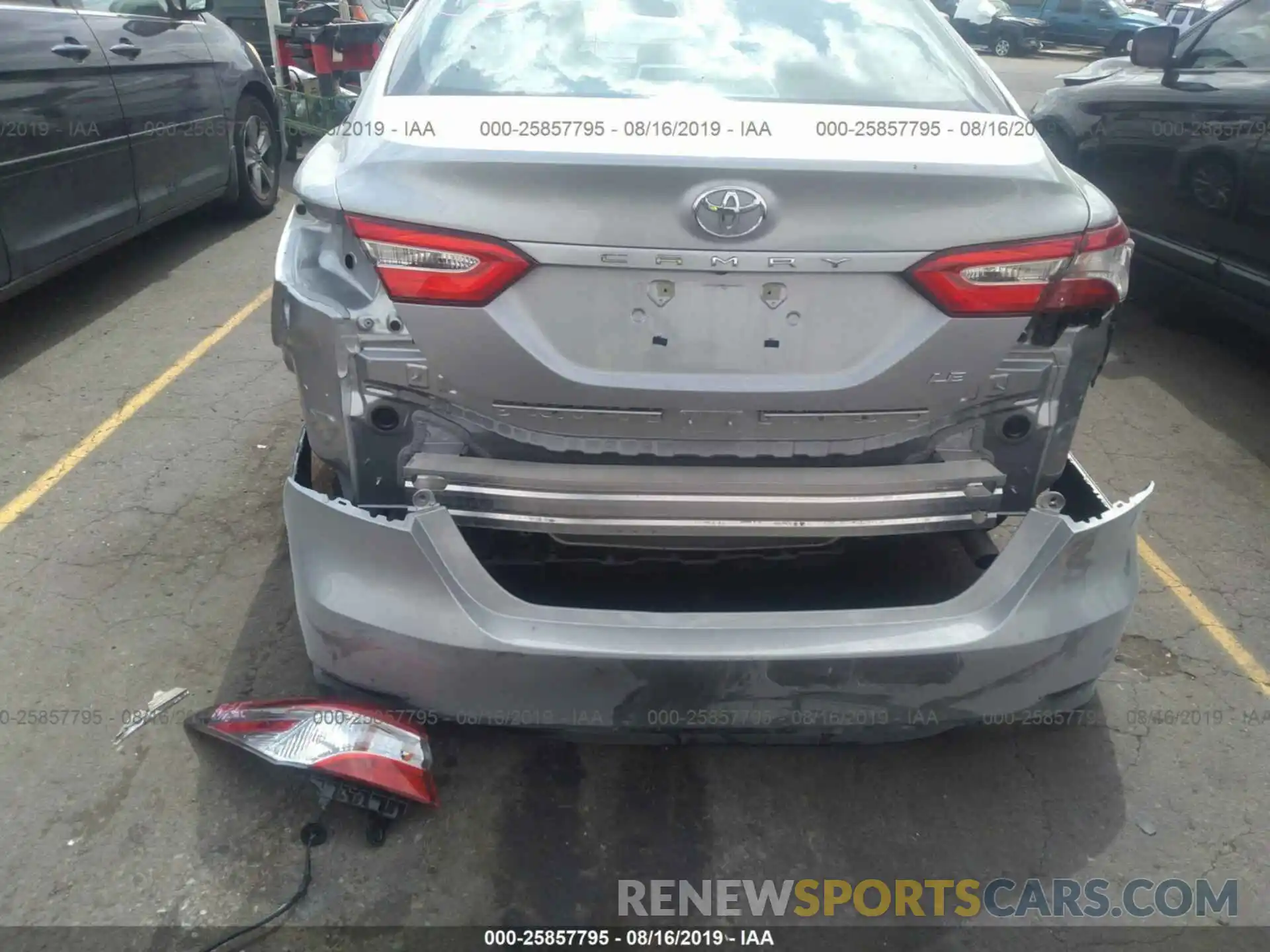 6 Photograph of a damaged car 4T1B11HK2KU245679 TOYOTA CAMRY 2019