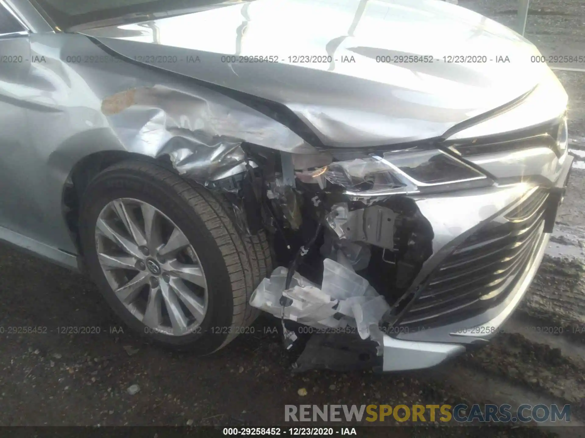 6 Photograph of a damaged car 4T1B11HK2KU246024 TOYOTA CAMRY 2019