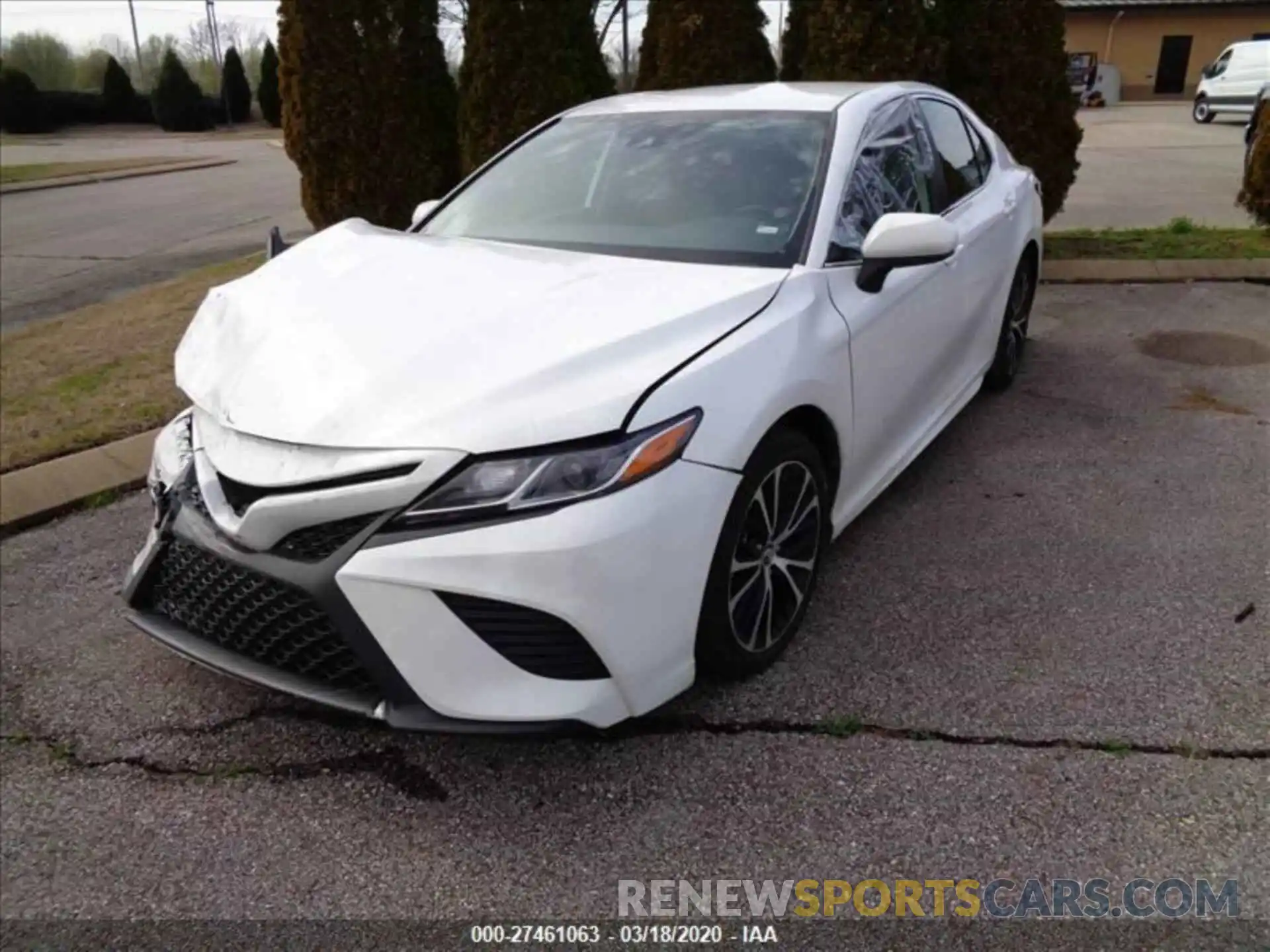 1 Photograph of a damaged car 4T1B11HK2KU246248 TOYOTA CAMRY 2019