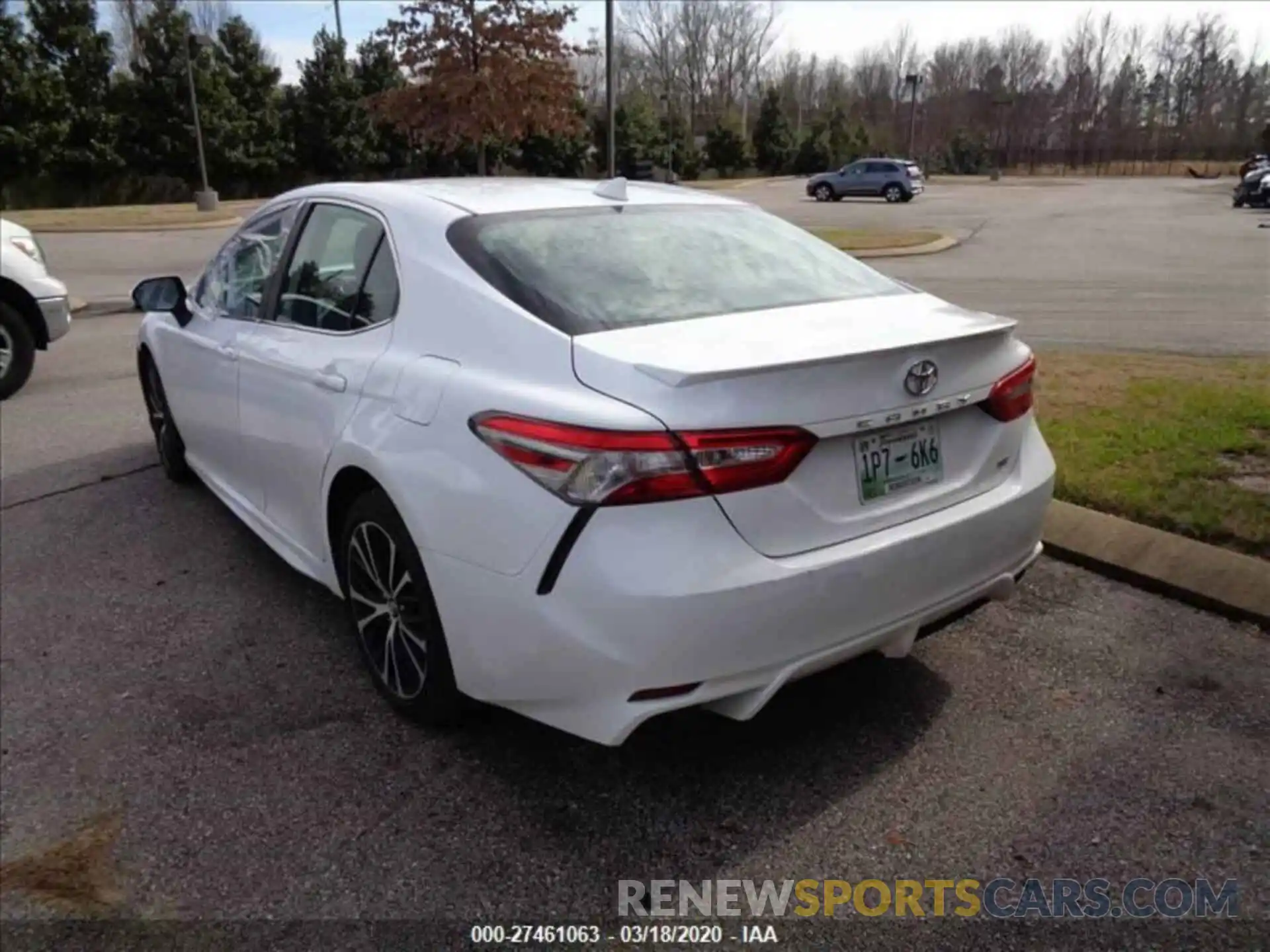 9 Photograph of a damaged car 4T1B11HK2KU246248 TOYOTA CAMRY 2019