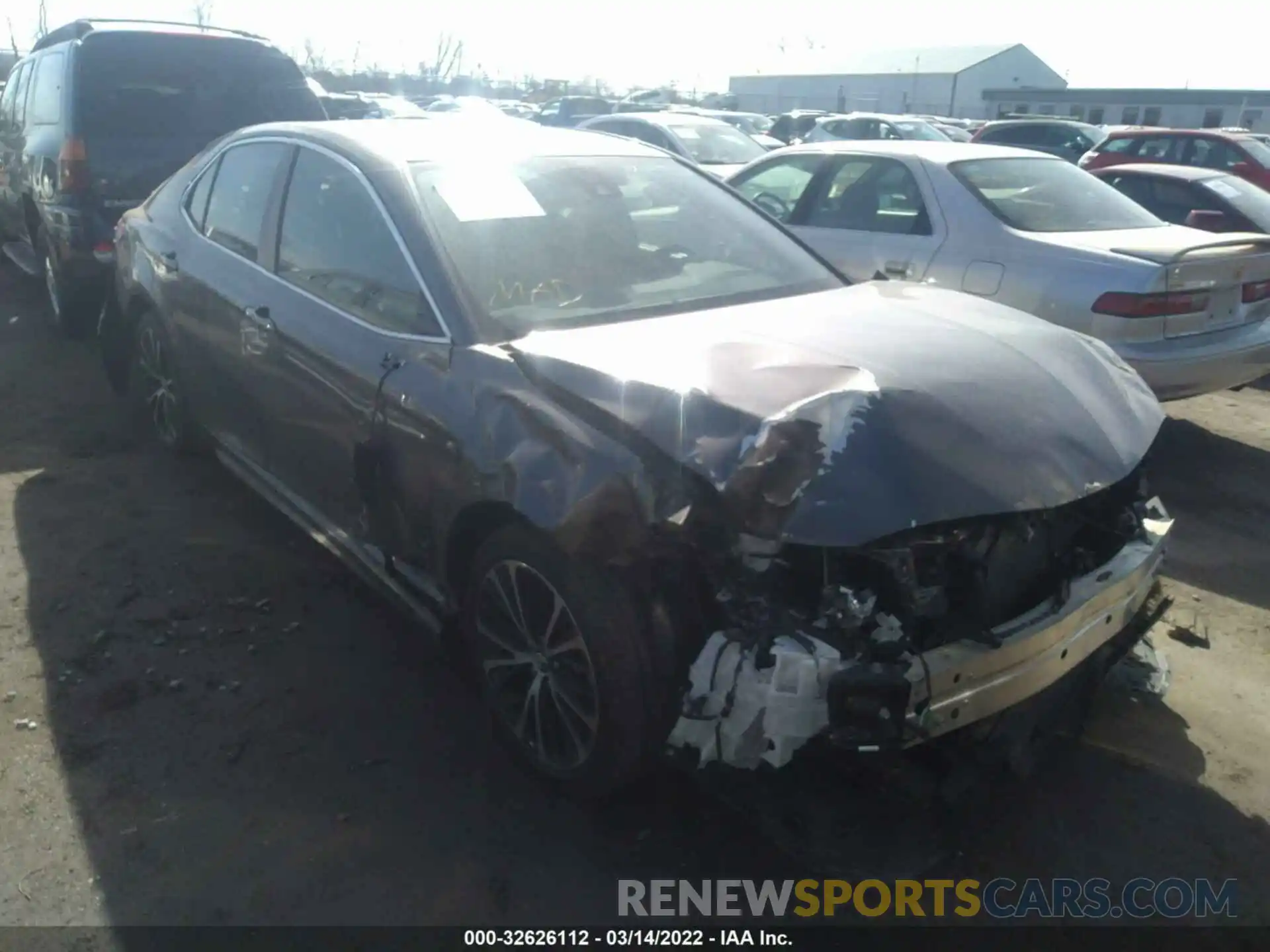 1 Photograph of a damaged car 4T1B11HK2KU246766 TOYOTA CAMRY 2019