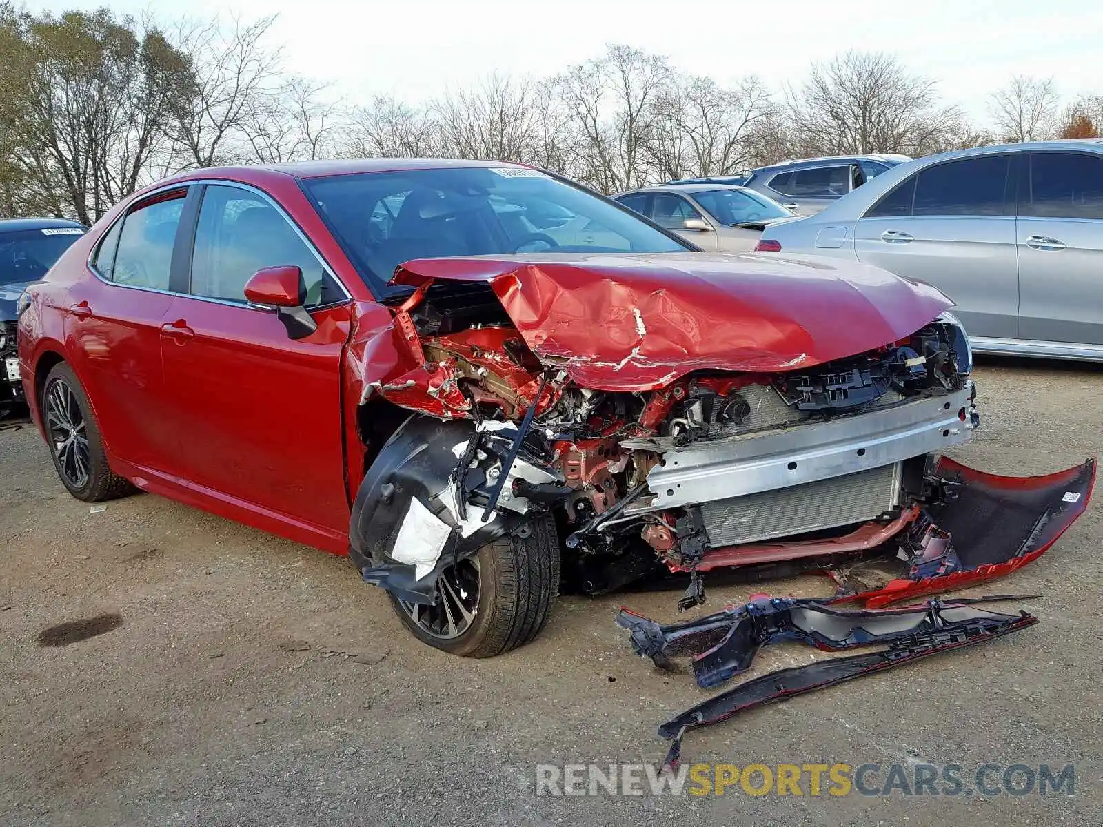 1 Photograph of a damaged car 4T1B11HK2KU248940 TOYOTA CAMRY 2019