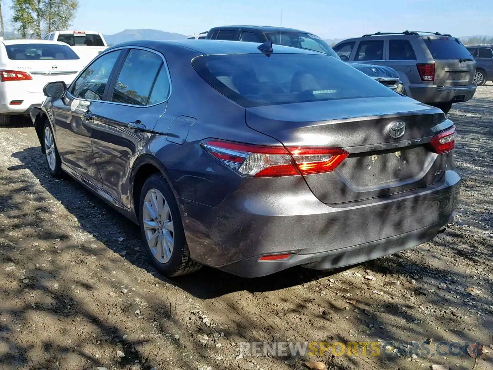 3 Photograph of a damaged car 4T1B11HK2KU249070 TOYOTA CAMRY 2019