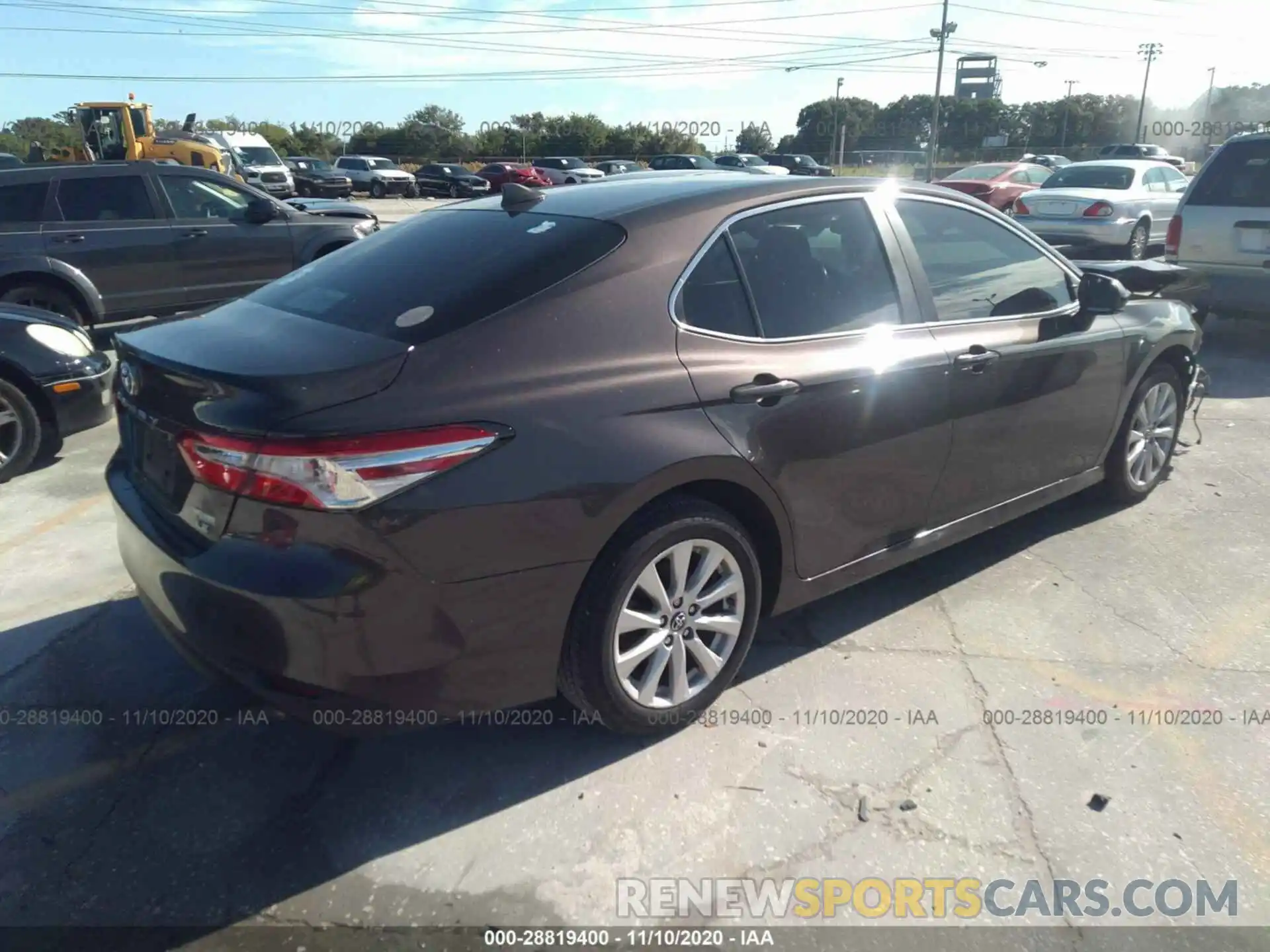 4 Photograph of a damaged car 4T1B11HK2KU251952 TOYOTA CAMRY 2019