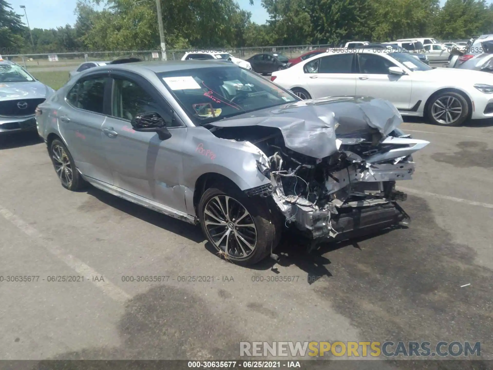 1 Photograph of a damaged car 4T1B11HK2KU253703 TOYOTA CAMRY 2019