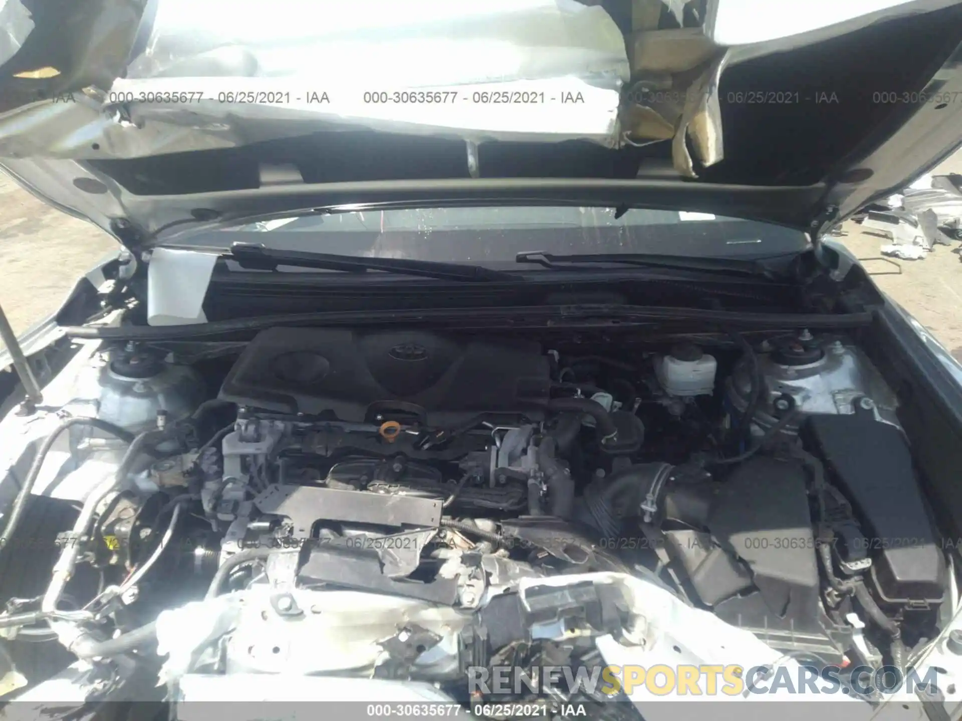 10 Photograph of a damaged car 4T1B11HK2KU253703 TOYOTA CAMRY 2019