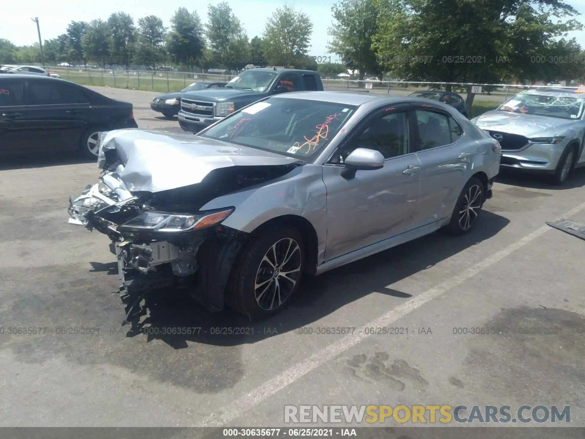 2 Photograph of a damaged car 4T1B11HK2KU253703 TOYOTA CAMRY 2019