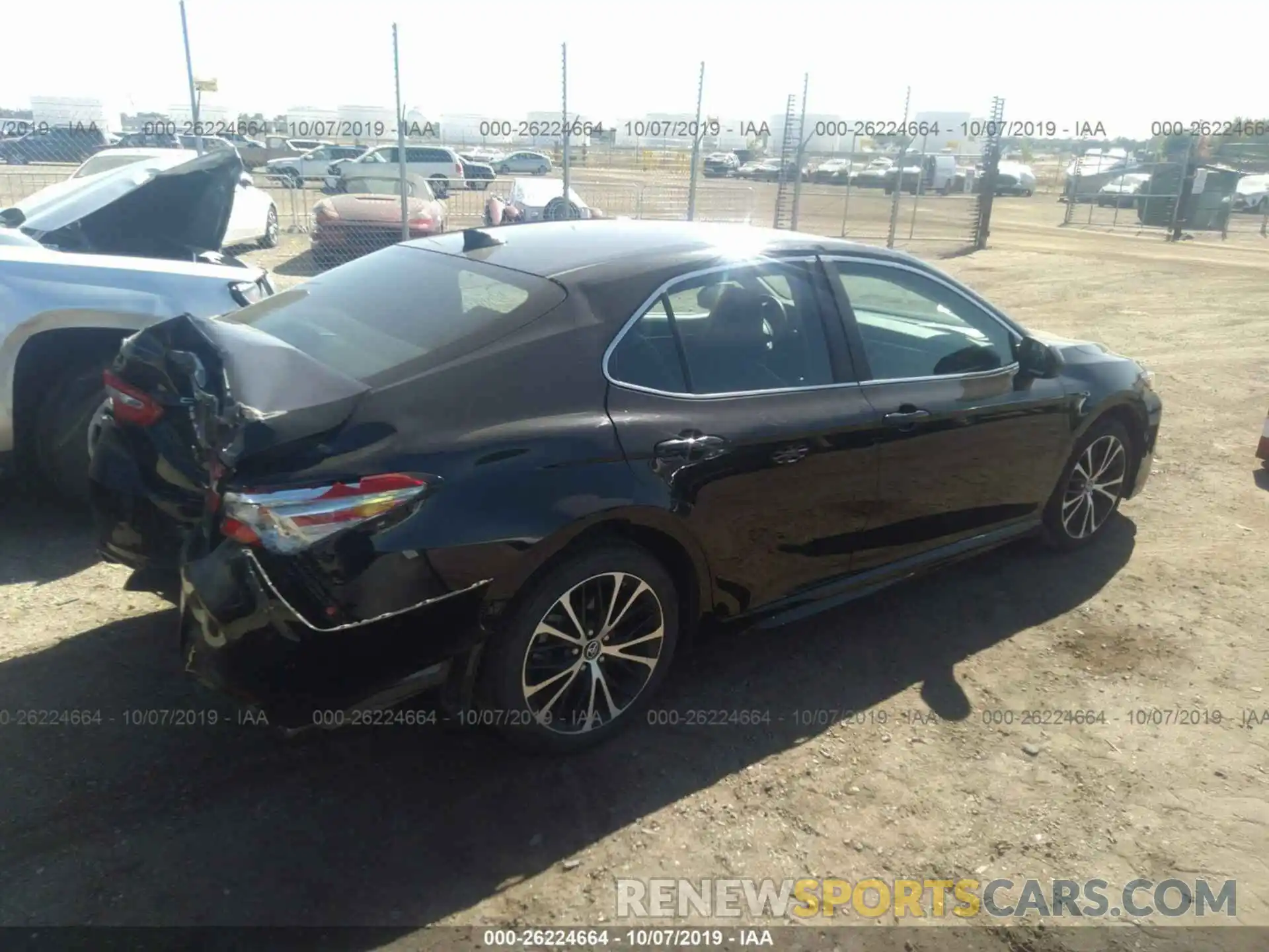 4 Photograph of a damaged car 4T1B11HK2KU254012 TOYOTA CAMRY 2019