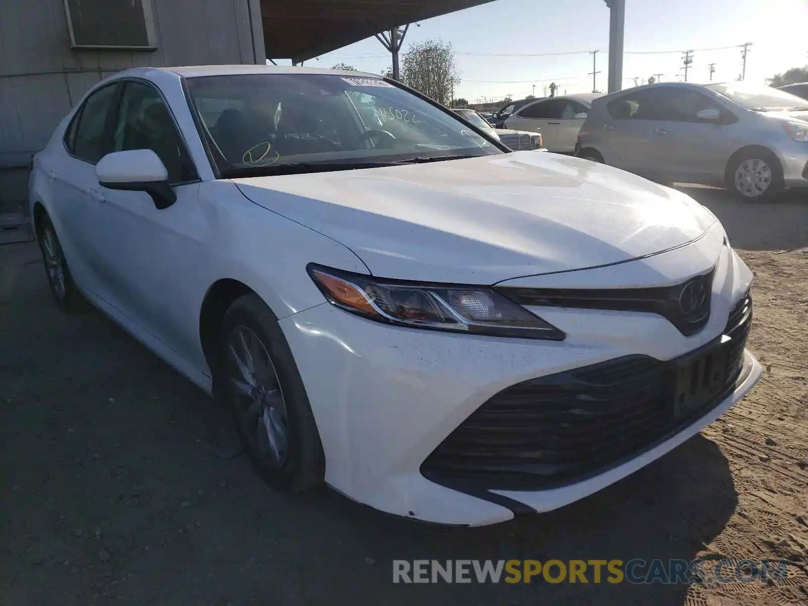 1 Photograph of a damaged car 4T1B11HK2KU254267 TOYOTA CAMRY 2019