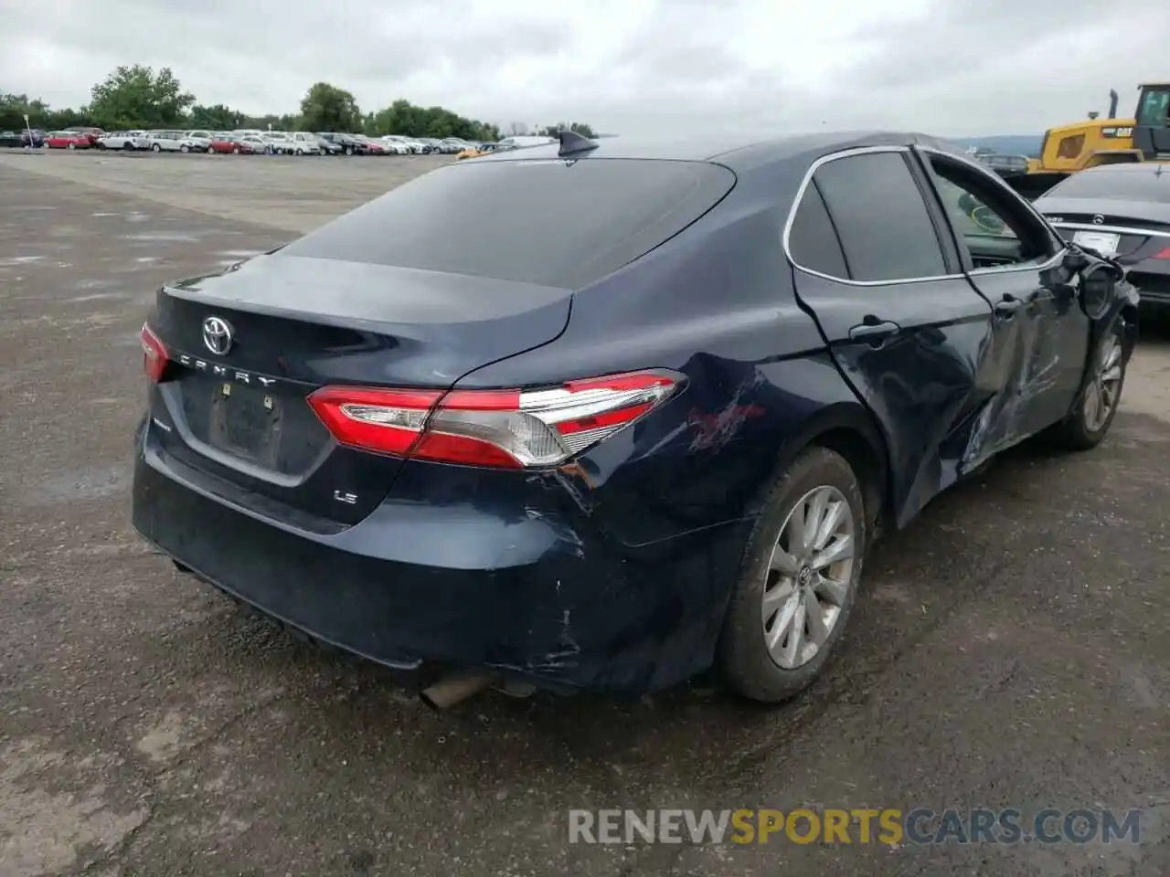 4 Photograph of a damaged car 4T1B11HK2KU254530 TOYOTA CAMRY 2019