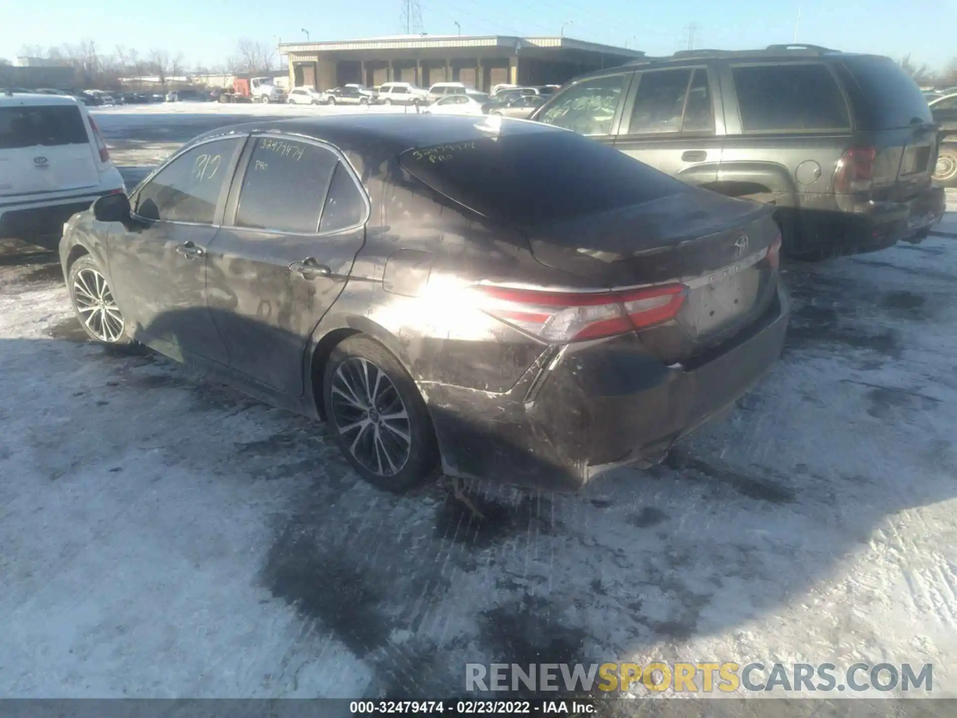 3 Photograph of a damaged car 4T1B11HK2KU254561 TOYOTA CAMRY 2019