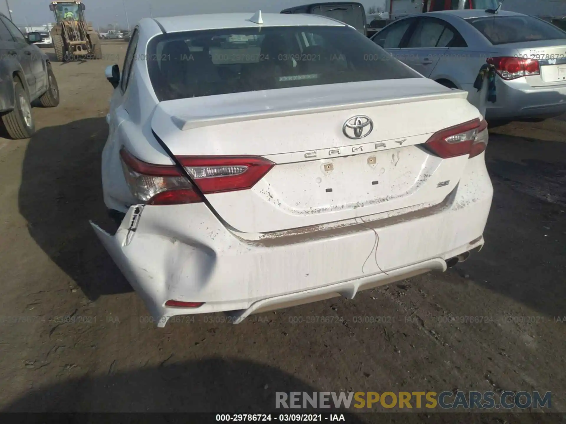 6 Photograph of a damaged car 4T1B11HK2KU255029 TOYOTA CAMRY 2019