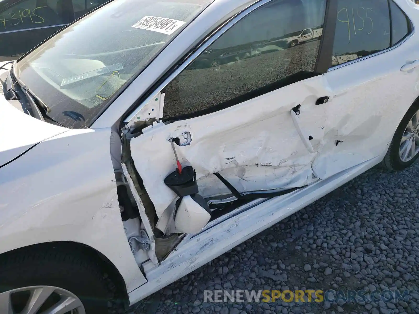 9 Photograph of a damaged car 4T1B11HK2KU255662 TOYOTA CAMRY 2019