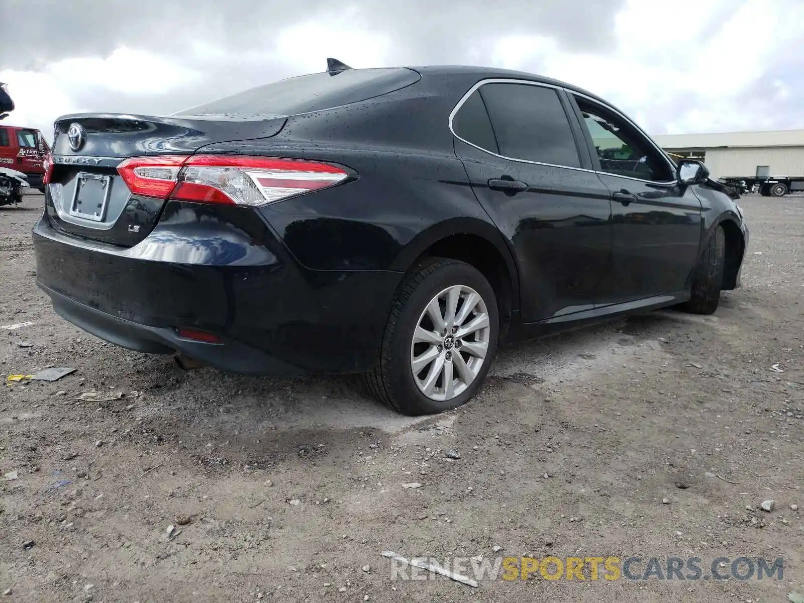 4 Photograph of a damaged car 4T1B11HK2KU255757 TOYOTA CAMRY 2019