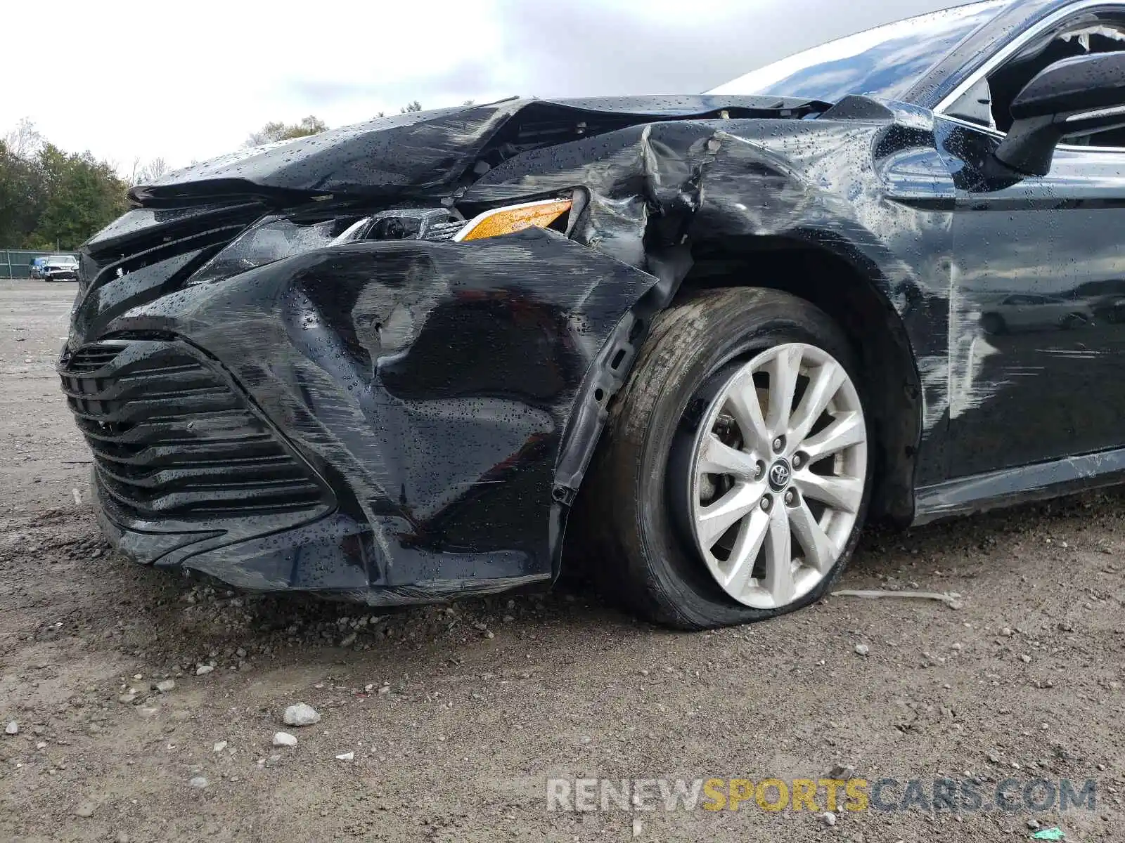 9 Photograph of a damaged car 4T1B11HK2KU255757 TOYOTA CAMRY 2019