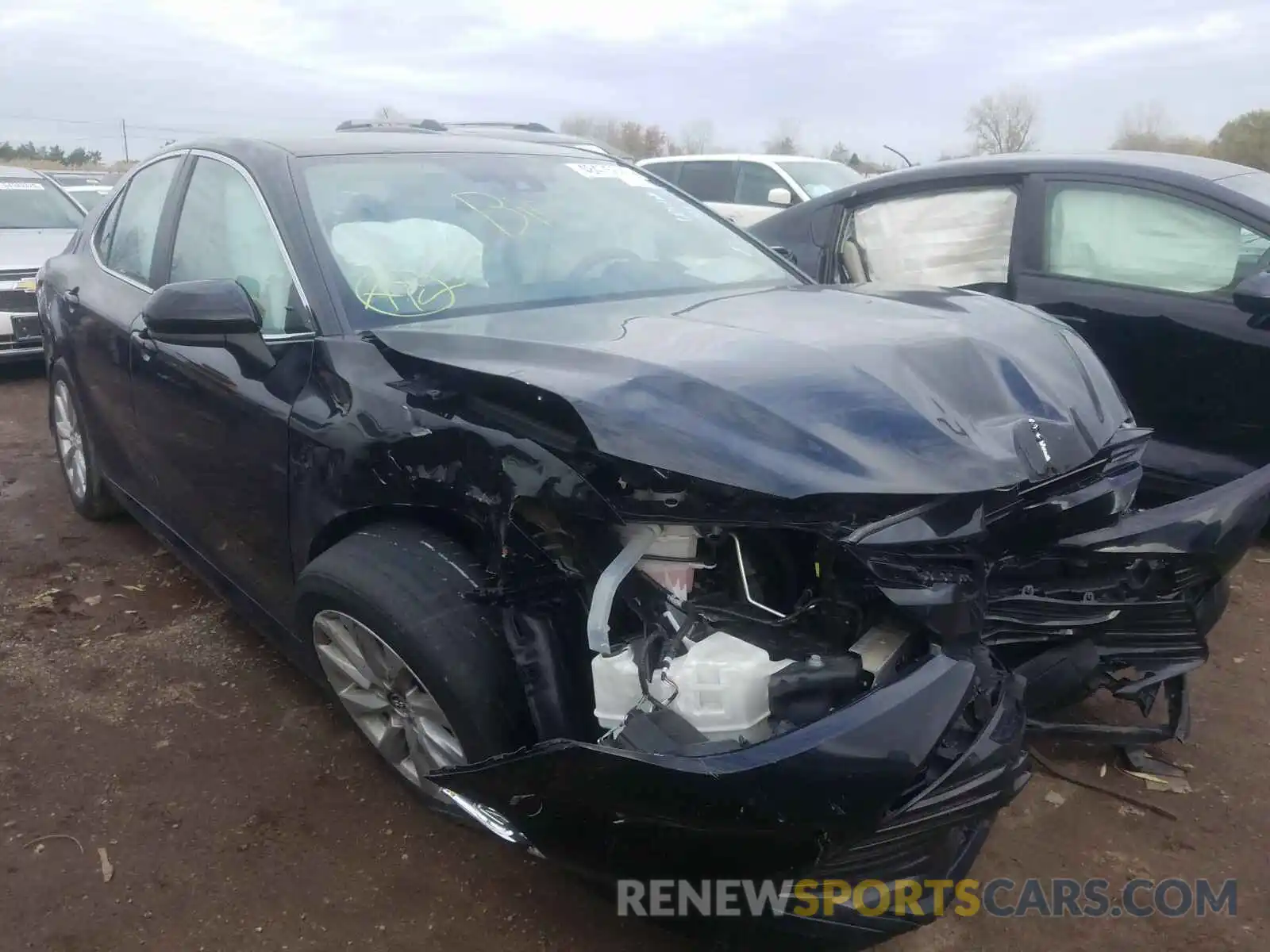 1 Photograph of a damaged car 4T1B11HK2KU255774 TOYOTA CAMRY 2019