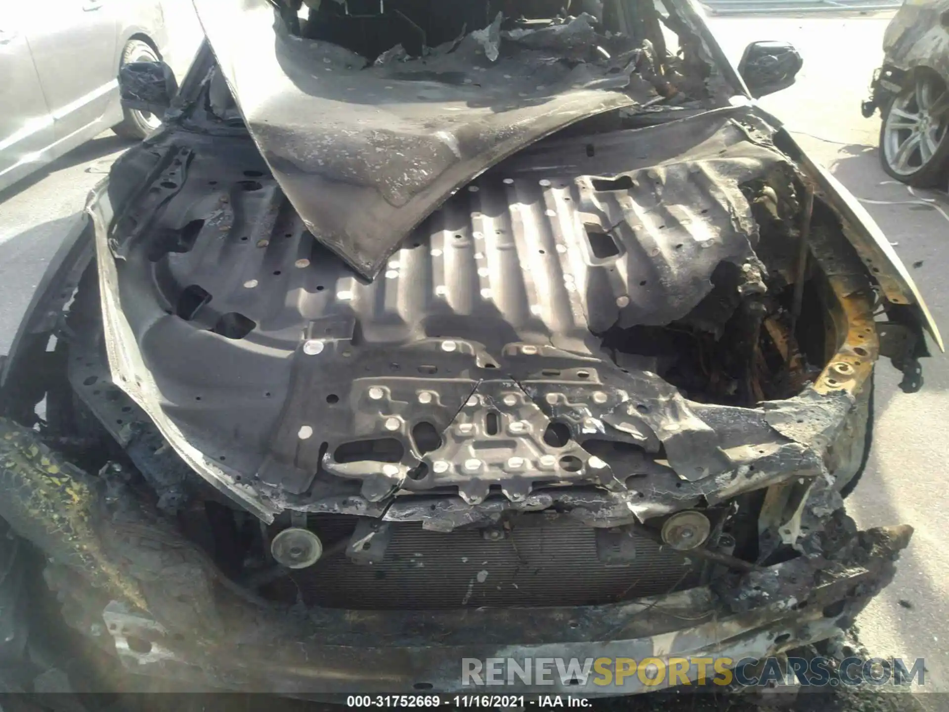 10 Photograph of a damaged car 4T1B11HK2KU256066 TOYOTA CAMRY 2019