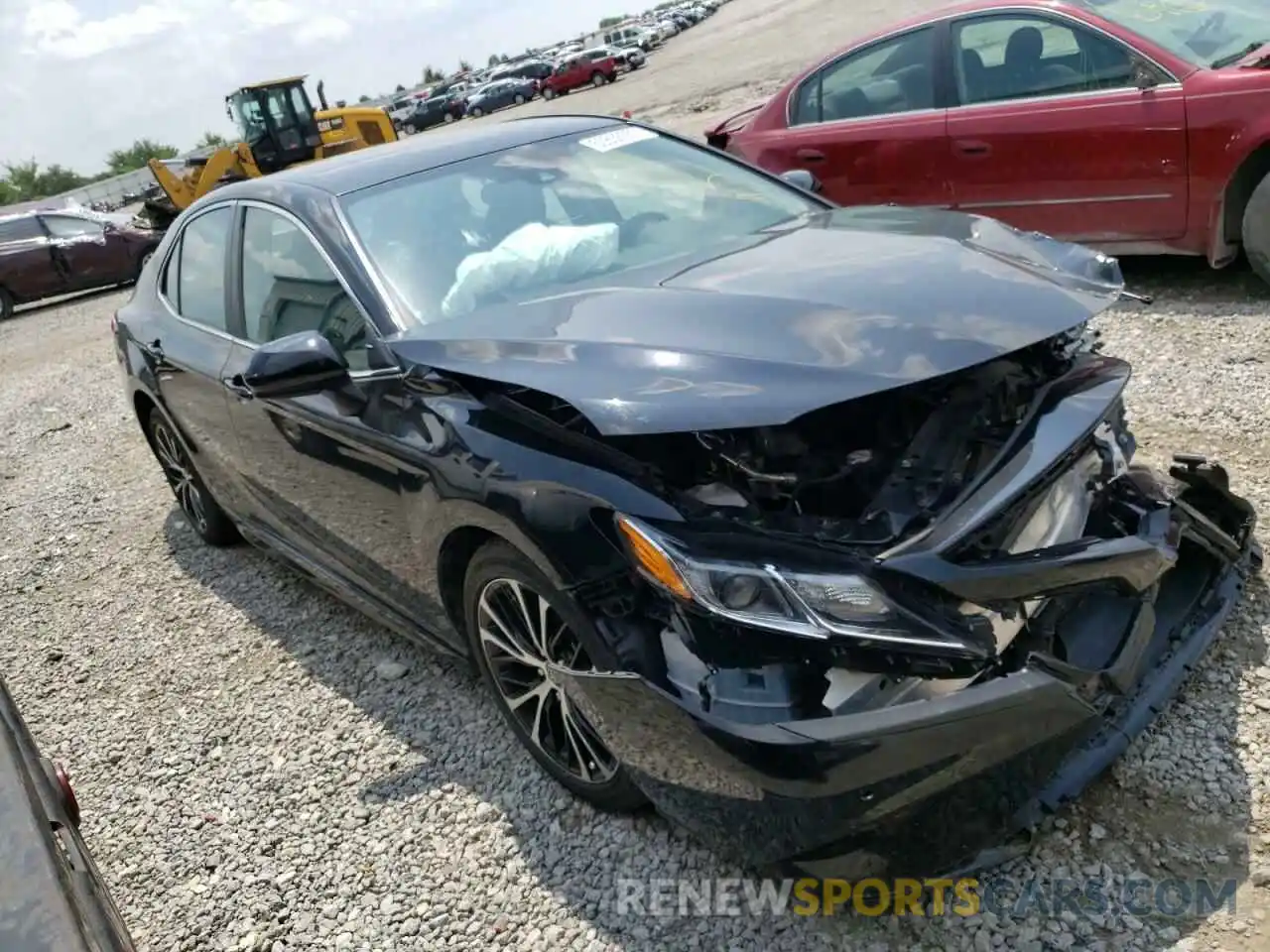 1 Photograph of a damaged car 4T1B11HK2KU256147 TOYOTA CAMRY 2019