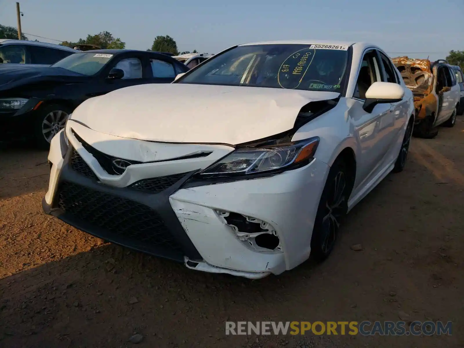 2 Photograph of a damaged car 4T1B11HK2KU257539 TOYOTA CAMRY 2019