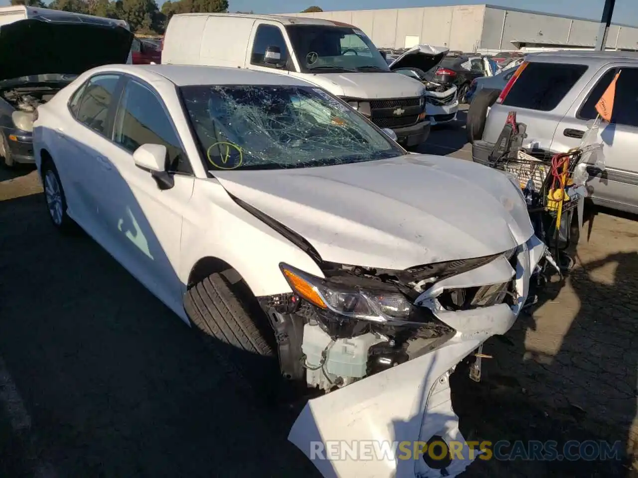 1 Photograph of a damaged car 4T1B11HK2KU258643 TOYOTA CAMRY 2019