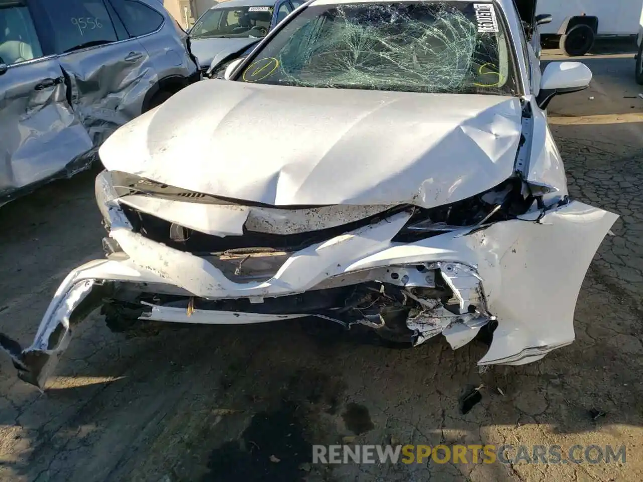 9 Photograph of a damaged car 4T1B11HK2KU258643 TOYOTA CAMRY 2019