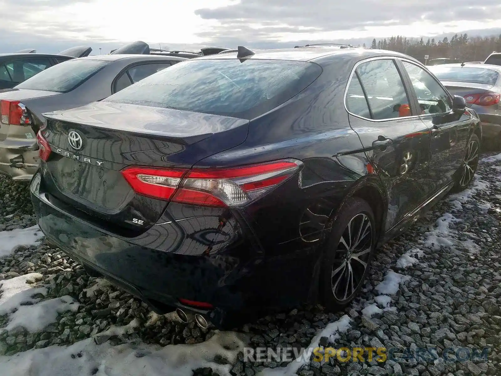 4 Фотография поврежденного автомобиля 4T1B11HK2KU259002 TOYOTA CAMRY 2019