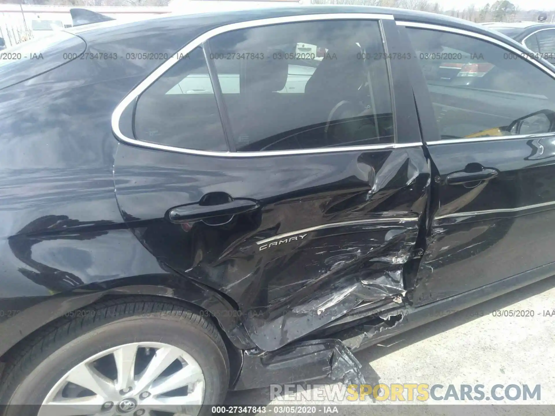 6 Photograph of a damaged car 4T1B11HK2KU259095 TOYOTA CAMRY 2019