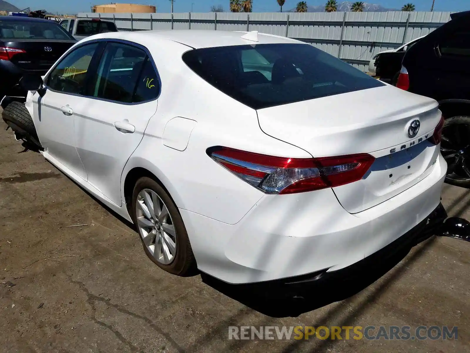 3 Photograph of a damaged car 4T1B11HK2KU259937 TOYOTA CAMRY 2019