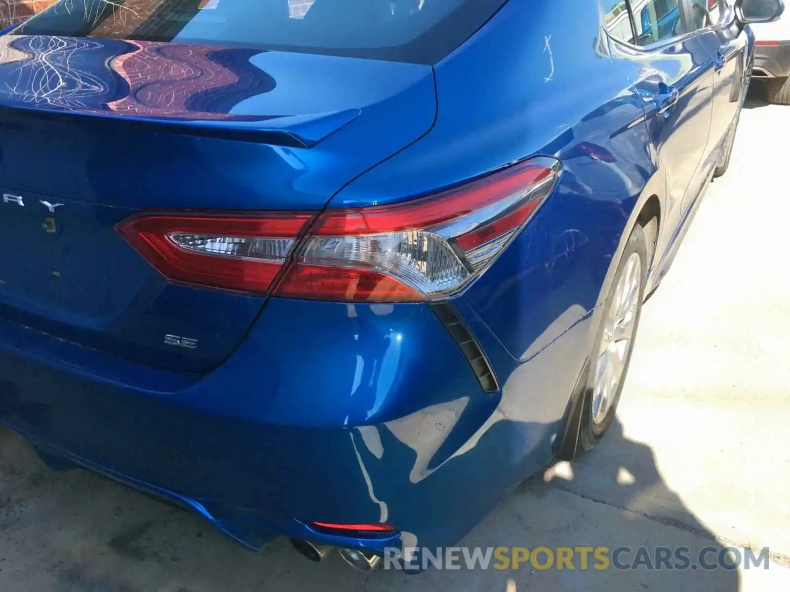 4 Photograph of a damaged car 4T1B11HK2KU260179 TOYOTA CAMRY 2019