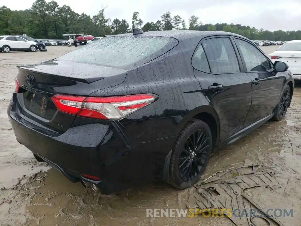 4 Photograph of a damaged car 4T1B11HK2KU260814 TOYOTA CAMRY 2019