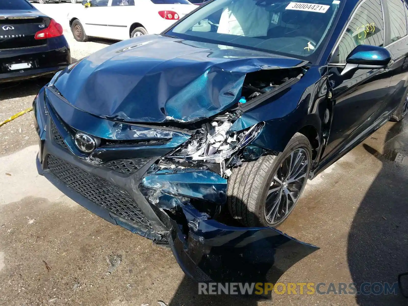 9 Photograph of a damaged car 4T1B11HK2KU260862 TOYOTA CAMRY 2019