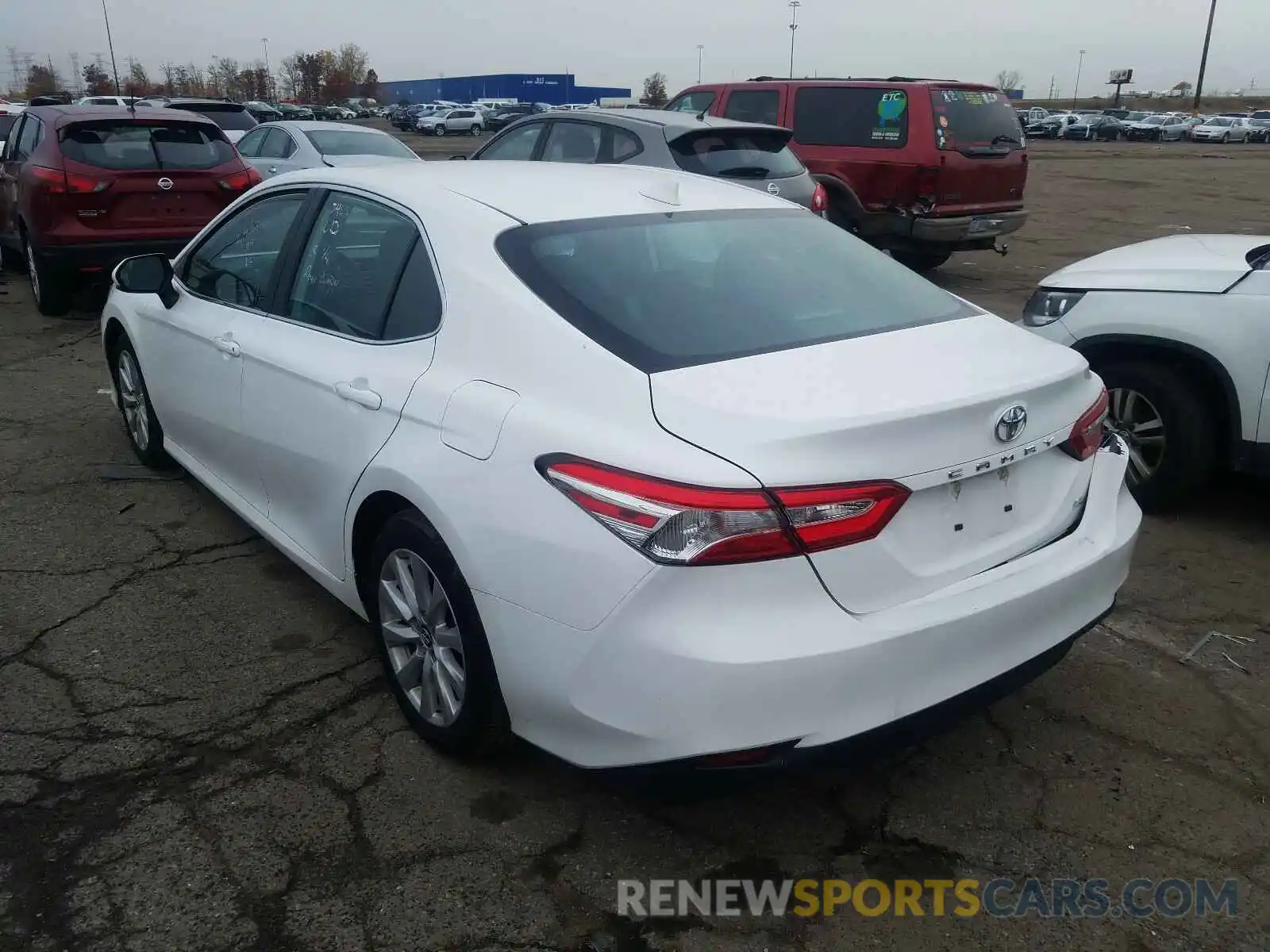 3 Photograph of a damaged car 4T1B11HK2KU261767 TOYOTA CAMRY 2019