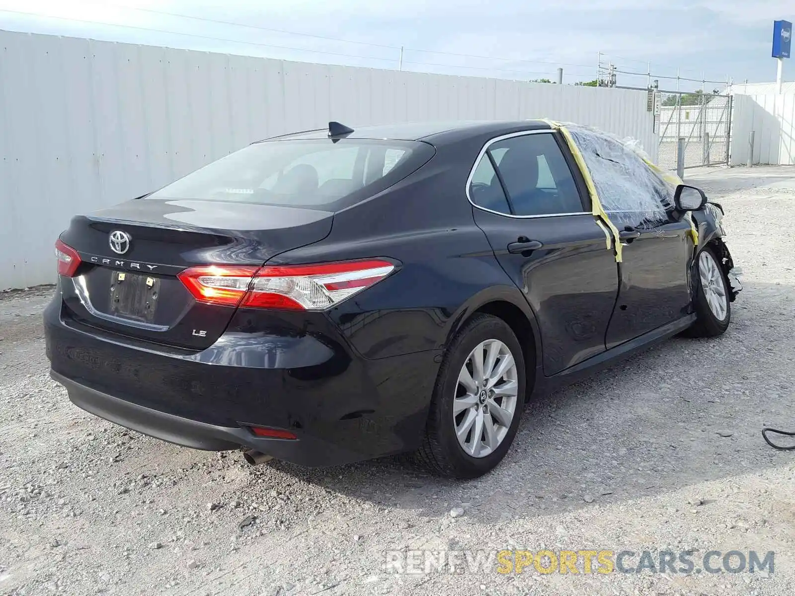 4 Фотография поврежденного автомобиля 4T1B11HK2KU263275 TOYOTA CAMRY 2019