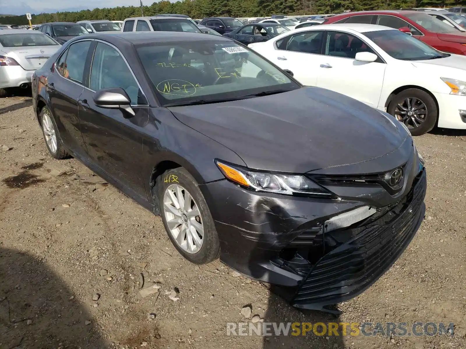 1 Photograph of a damaged car 4T1B11HK2KU264586 TOYOTA CAMRY 2019