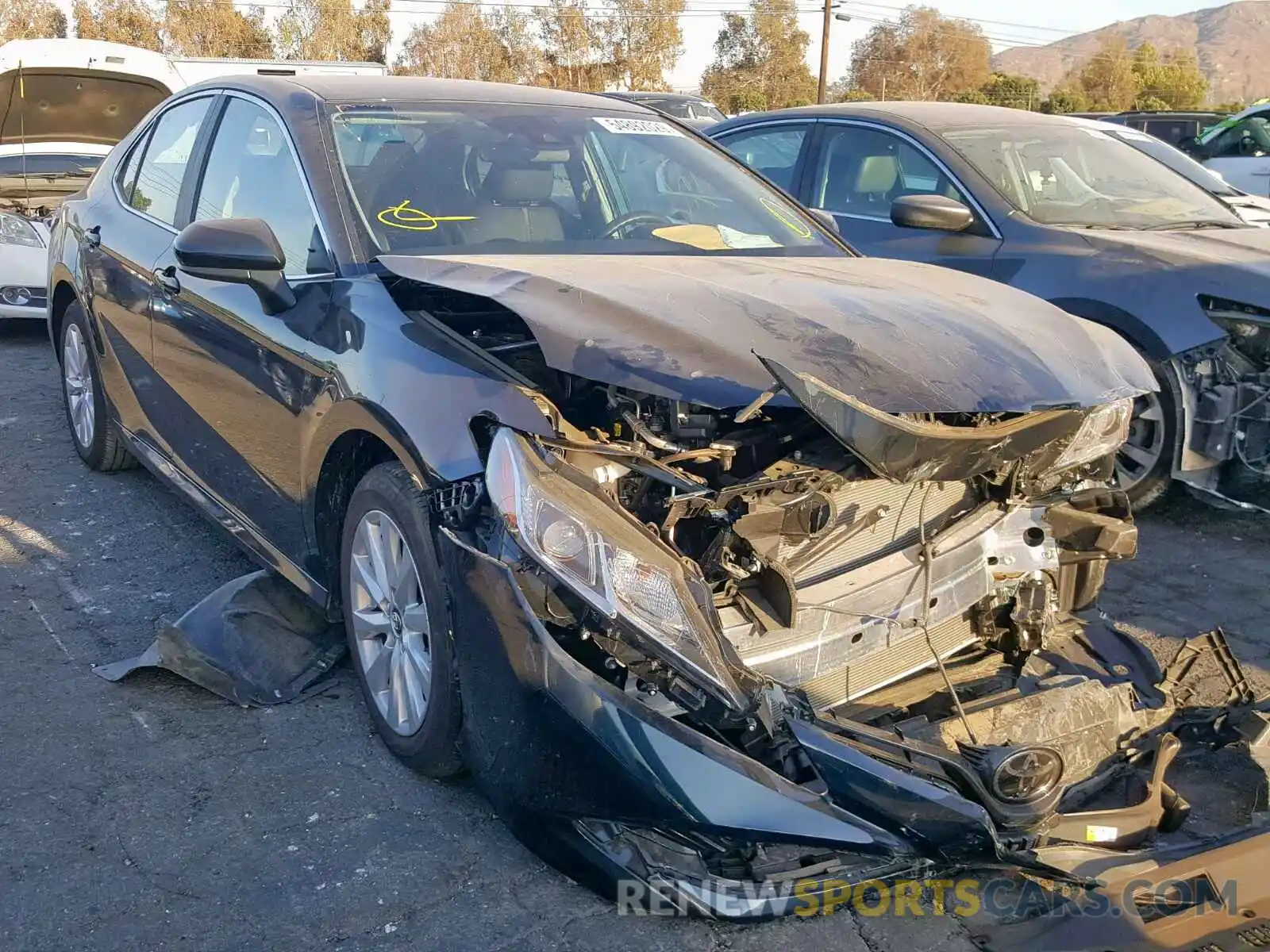 1 Photograph of a damaged car 4T1B11HK2KU264801 TOYOTA CAMRY 2019