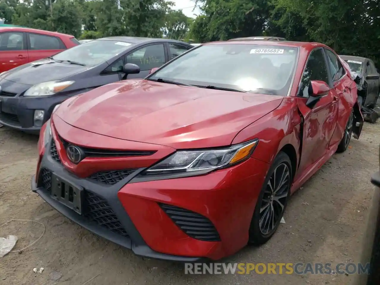 2 Photograph of a damaged car 4T1B11HK2KU267312 TOYOTA CAMRY 2019