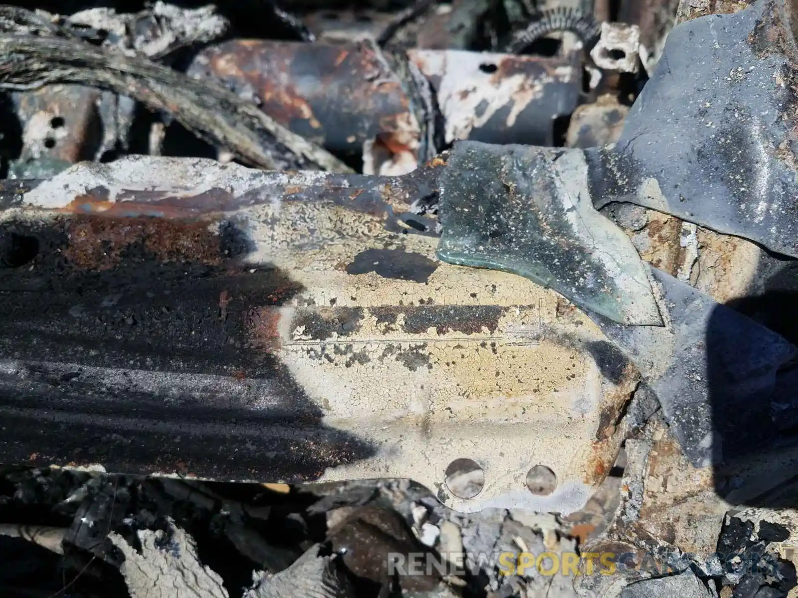 10 Photograph of a damaged car 4T1B11HK2KU269299 TOYOTA CAMRY 2019