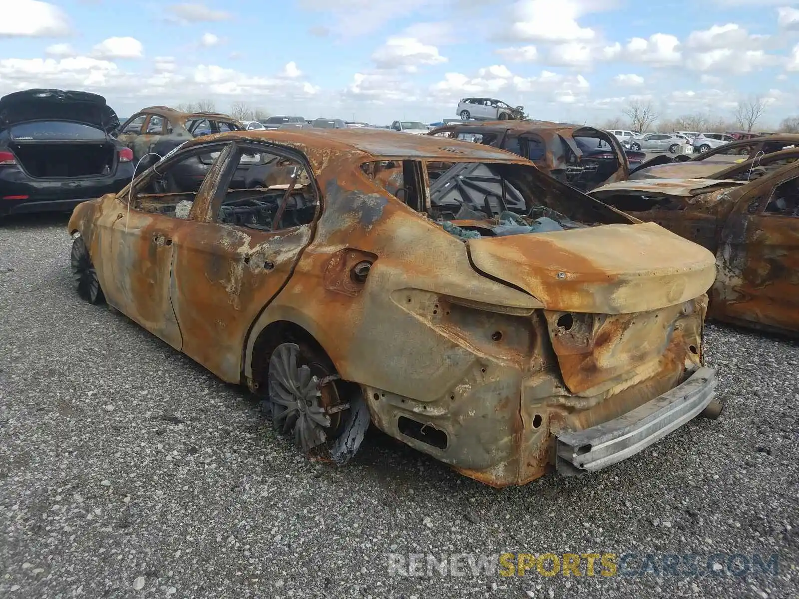 3 Photograph of a damaged car 4T1B11HK2KU269299 TOYOTA CAMRY 2019