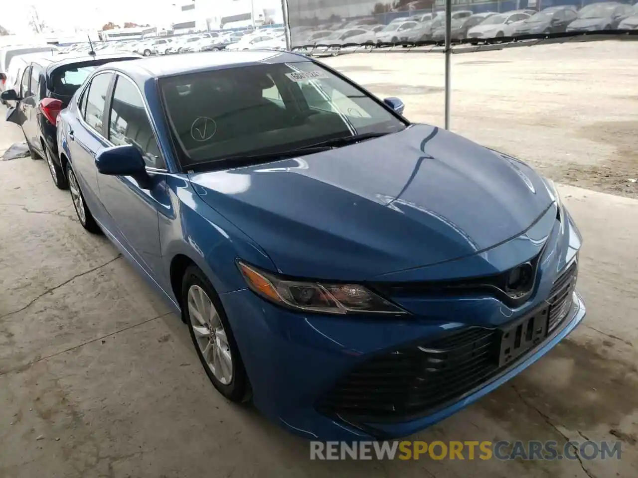 1 Photograph of a damaged car 4T1B11HK2KU270274 TOYOTA CAMRY 2019