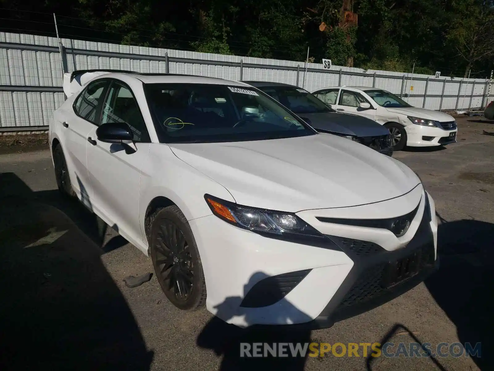 1 Photograph of a damaged car 4T1B11HK2KU270775 TOYOTA CAMRY 2019