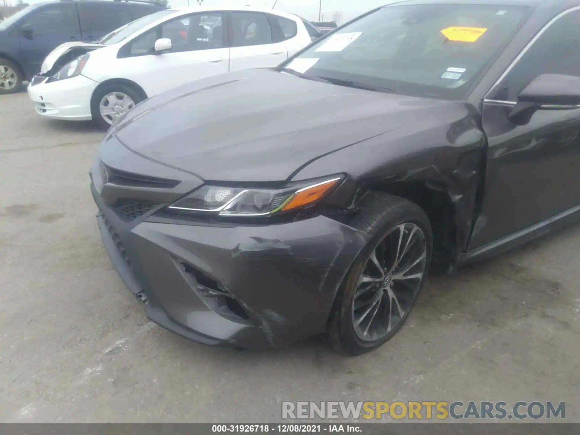 6 Photograph of a damaged car 4T1B11HK2KU272218 TOYOTA CAMRY 2019