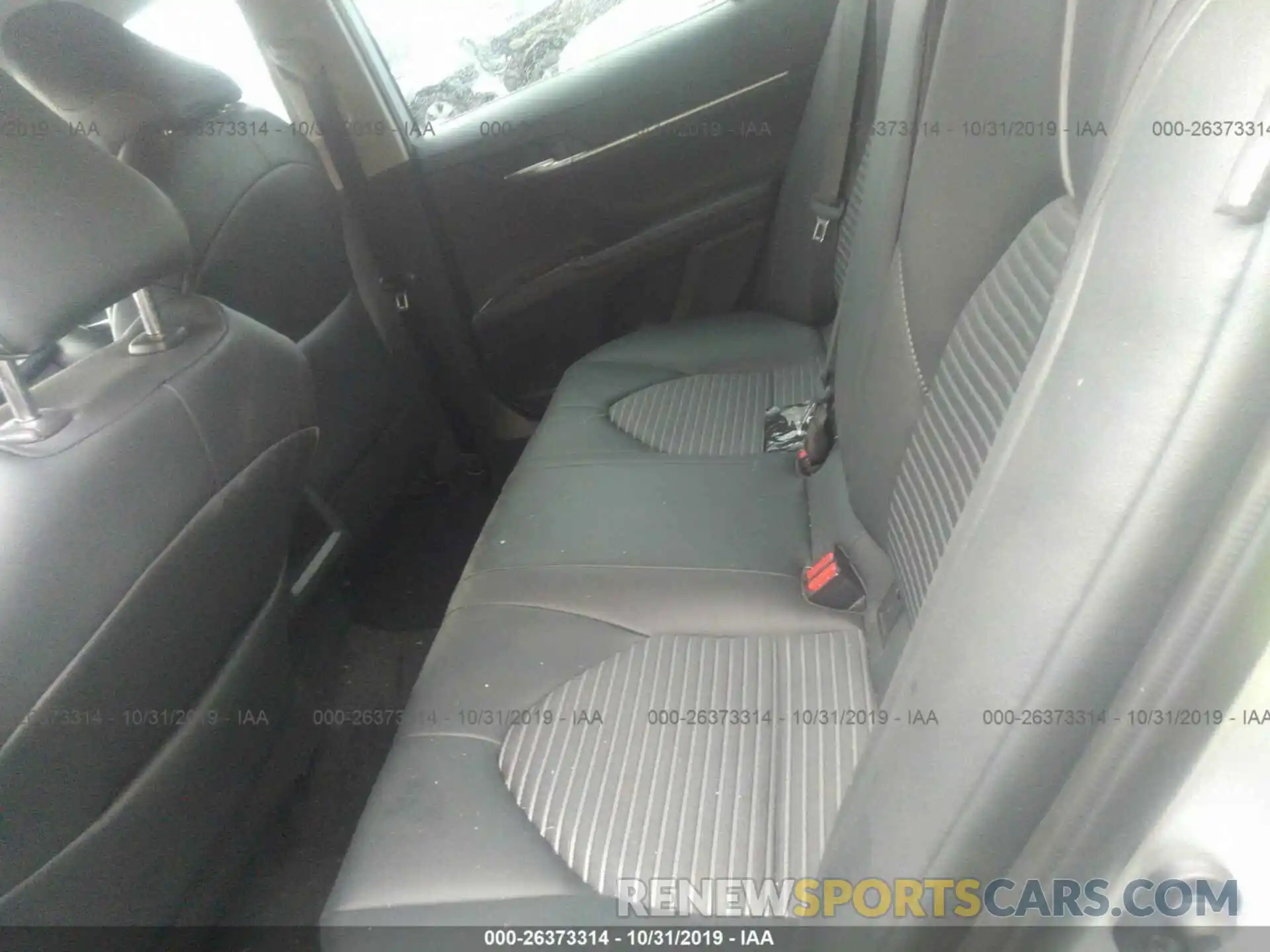 8 Photograph of a damaged car 4T1B11HK2KU272493 TOYOTA CAMRY 2019